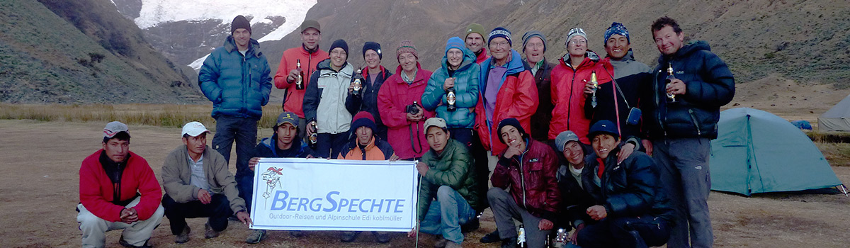 Peru Expeditions Tours: Nossa equipe de campo para los circuitos de trekking & expediciones por la Cordillera Blanca y la Cordillera Huayhuash